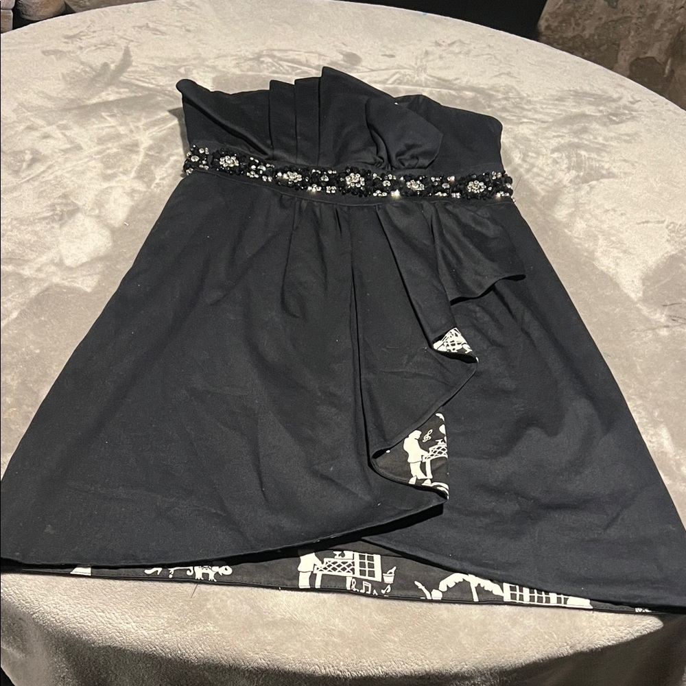 Lilly Pulitzer black and white cocktail dress. Size 4